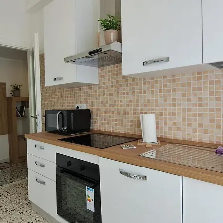 Gate 2 Rome - Your Near Rome Apartment *
