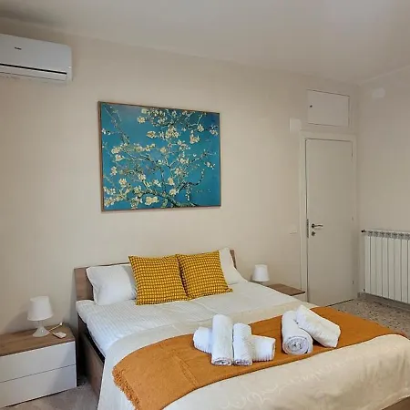 Apartment Gate 2 Rome - Your Near Rome Ciampino