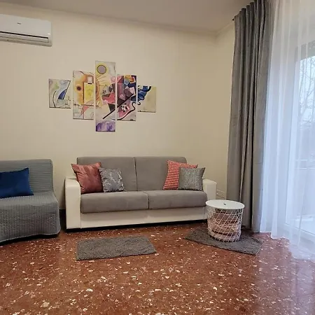 Gate 2 Rome - Your Near Rome Apartment